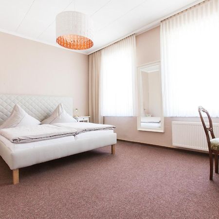 Gasthaus Zur Linde Braunweiler Room photo