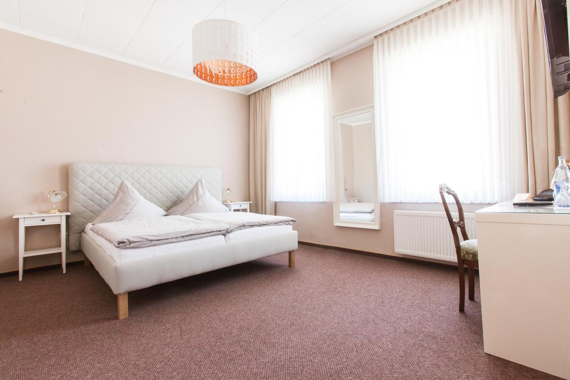 Gasthaus Zur Linde Braunweiler Room photo